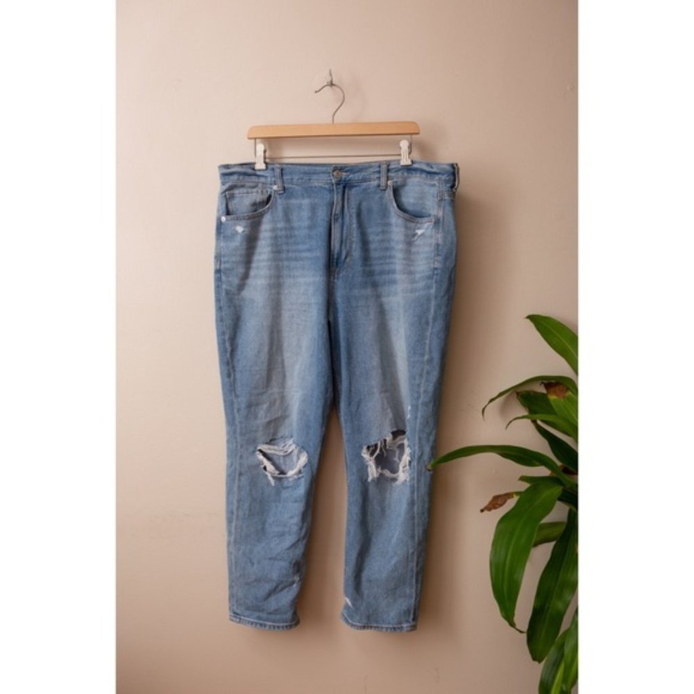 AEO Mom Jean!